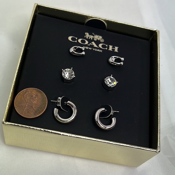 COACH NWT Signature Stud Earring Set / Trio Gift Box - Silver-tone - Picture 8 of 8
